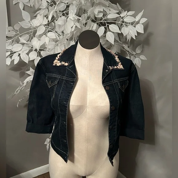 Levi Strauss xs/s Jean jacket with natural shell embellishments